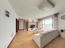 南北通透三居室 带小棚大落地窗 精装修 好楼层