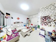 迎春大街旁 小高层 精装两居室 一楼带院