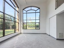 联排边户别墅,带花园带地下室,业主诚心出售