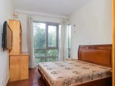 高品质人车分流小区。板式两房 小区中间一排 带书包 房东诚意