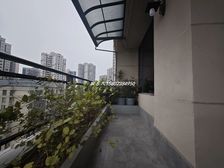 照母山光环 精装大平层带露台、带地暖中央空调、南北通透视野好