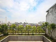 杨思前滩,大复试,4房三厅,双露台,位置好不临街,地铁口50