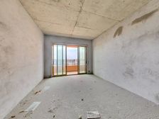 此房南北对流 配套完善,优质地段。