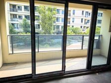 南北通透 交通便捷中间楼层采光好 送车位(带西附)