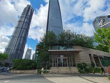 月租3.5元.浦东陆家嘴.上海环球金融中心.沿街商铺.地铁口