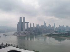 南滨路CBD,长嘉汇豪装江景大平层,正看两江交汇,无敌视野