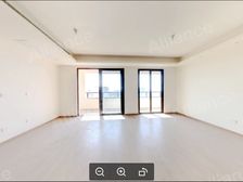 云龙富春山居 南北通透精装三居 顶层视野佳