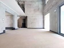 保利堂悦杏园 4室2厅3卫 毛坯 220万元 180平米