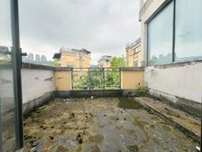 新上 逸翠联排大端户 三车位 平屋顶 花园一百平左右