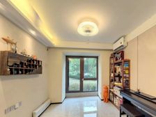 园博园张郭庄地铁房 熙悦天寰三居室,配套设施齐全,交通便利。