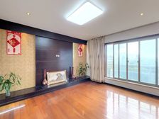 四季全景台可做3居152.29平南北朝向视野开阔