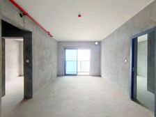 江北嘴公园里 轻轨房,近地铁,急售,急售,急售,价格可谈。