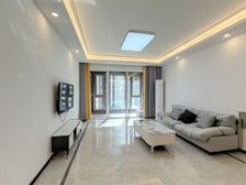 万象府 3室2厅 133.91平