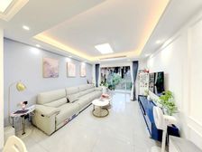 满五年.精装修.拎包入住.户型好.住家安静.