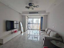 光环旁 品质小区 金州苑依山郡 三房双卫 门口就是轻轨站