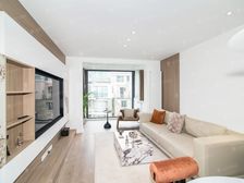 假一赔佰。我有钥匙。电梯顶楼复式。实用180平。豪装。带车位