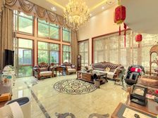 一栋洋房 5室3厅 474.6平