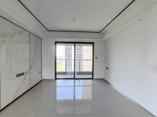 北滘新城 126.92实用4房 美的云悦江山西园