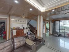 三层独栋别墅252平4居 南向精装修 200平环绕大花园,小