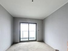 绿城桂语兰庭,东南向,高层视野开阔,可望半月岛。