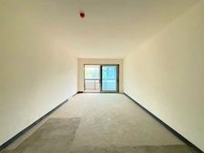 金辉长江铭著 3室2厅2卫 毛坯 176万元 124平米