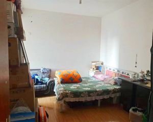 保利海棠湾诚意出售满五唯一省个税挨着英华区政府