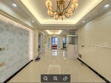 奥体板块 电梯3房 精装修 一梯两户