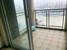 必看好房 商业配套成熟 板楼 南向采光好 交通便利 楼龄新