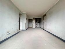 二手房也有国庆活动价 你敢信 中间楼层,诚心卖