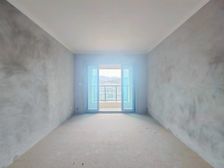 南岸区 鲁能领秀城4街区(北区) 三房 83.6万