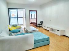 北京路地铁1号和黔灵公园地铁3号之间银海元隆电梯房