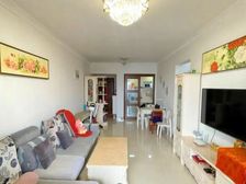 中鼎君和名城 诚心出售 送家私家电送车位 价格可谈 包税南向