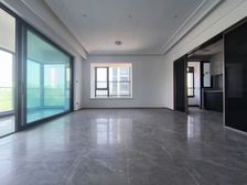 万科翡翠公园 268万 4室2厅2卫 精装修成熟社区,交通便
