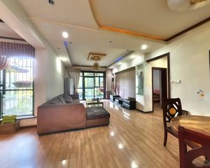 府河御景三期小区 3室1厅 西南