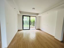 绿地洋房品质,稀缺2居室,带花园,全户型,诚心出售