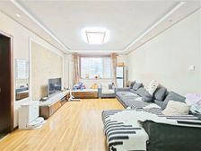 路劲御景城 临地铁 得房率高 南北通透 医疗配套成熟 电梯房