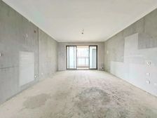 医疗配套成熟 满五 交通便利 产权清晰 房龄新