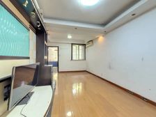 新上降价户型方正卧室朝南带阳台户型通透客厅宽敞