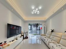 合景大面积南北对流少有放盘,中层不高不低,封阳台好