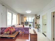 双地铁 新华街五里 东南向两居 三面采光 精装修 户型方正