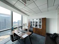 莘庄商务区丨12号线金源中心高区104平精装修丨维璟中心平金