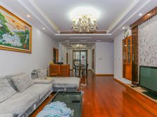 御景华庭 捡漏三房 小区中间位置 次顶楼 诚心急售