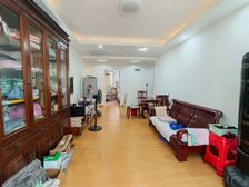 佘北家园茸绣苑 3室2厅1卫 普通装修 202万元