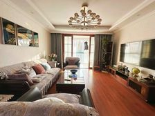 全屋桃木定制装修 金色西郊 3房2厅 南北通高楼层 位置好