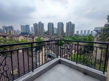 观音桥商圈,嘉凯城北麓官邸,内独栋别墅,2+1结构200平花