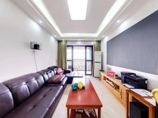 保利国际广场四期 95万 2室2厅1卫 豪华装修,南北通透