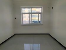 七中康复街小学 胜康住宅楼 精装3室 一楼 老证 停车方便