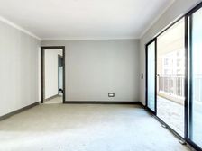 保利四期东南朝向看园林