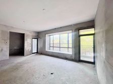 中信凯旋国际 毛坯大三房 双阳台 使用面积高 看花园 随时看