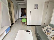 佘北嘉枫苑边套两房 全明户型 电梯中间楼层 房东置换诚心出售